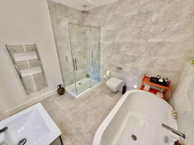 Flat for sale in Withycombe, Budlake
