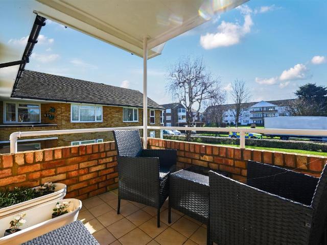 Flat for sale in Little Common, Heathlands