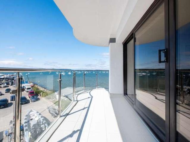Flat for sale in Lilliput, Poole