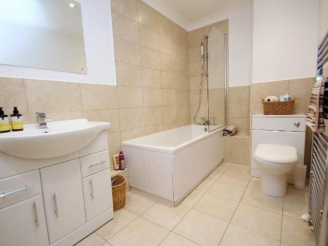 Flat for sale in Poole