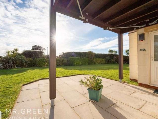 Flat for sale in Boscombe, Bournemouth