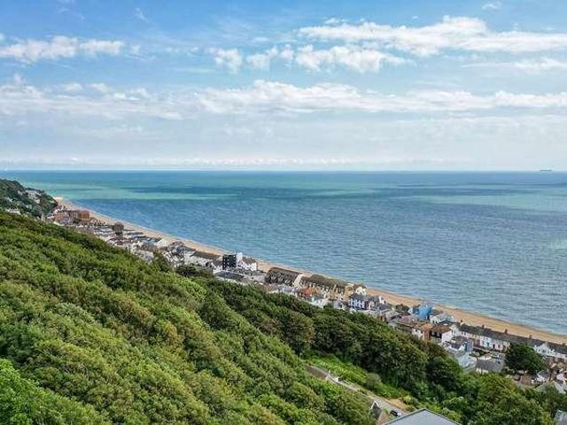 Flat for sale in Golden Valley, Folkestone