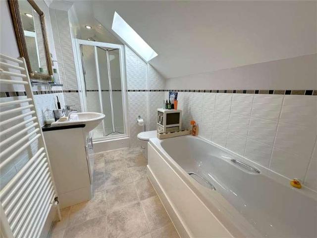 Flat for sale in Crumbles, Eastbourne