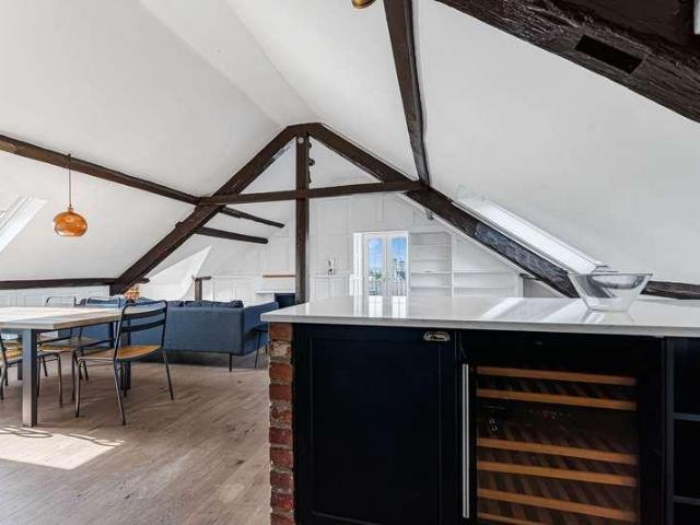 Flat for sale in Eynsham, West Oxfordshire
