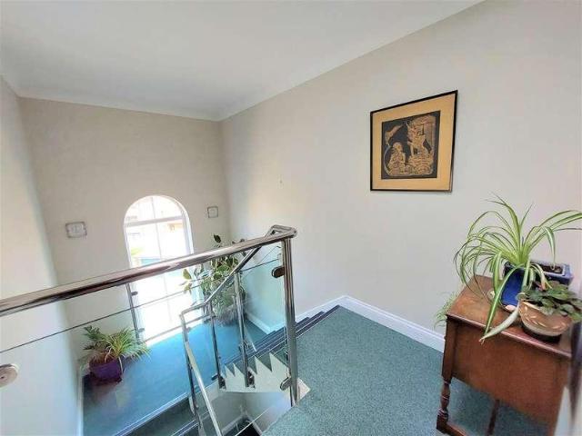 Flat for sale in Seaford, Iford