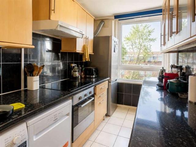 Flat for sale in Fitzrovia, Greater London