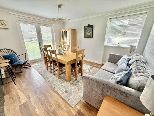 Flat for sale in West Kilbride, Scotland