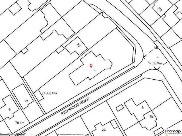 Flat for sale in Reading