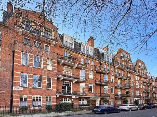Flat for sale in Westminster, Victoria