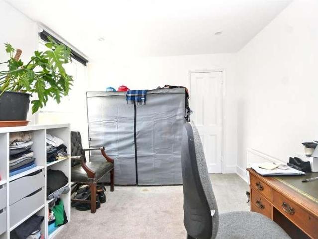 Flat for sale in Eastbourne, East Sussex