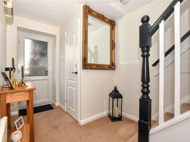 Flat for sale in Bybrook, Bridgefield