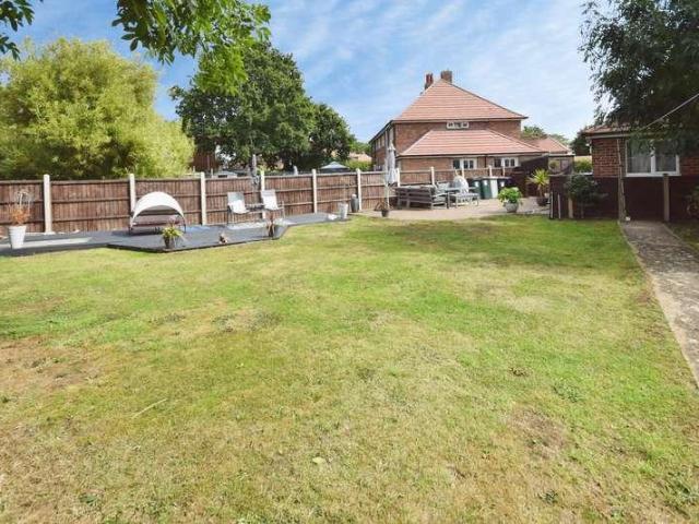 Flat for sale in Belleau, Lincolnshire