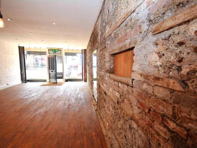 Flat for sale in Amersham