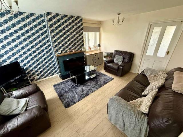 Flat for sale in Solihull Lodge, Solihull