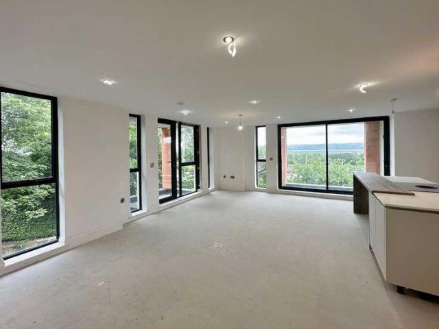 Flat for sale in Gayton, Wirral