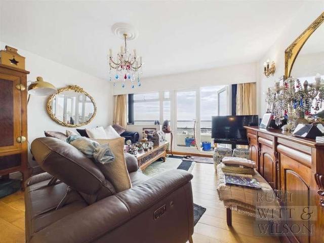 Flat for sale in Central, Rother