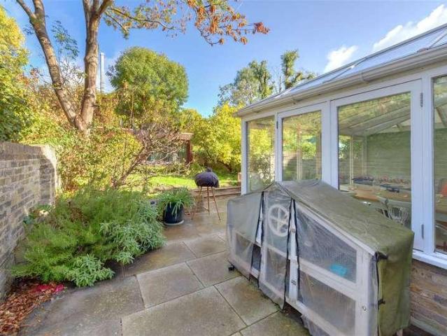 Flat for sale in Maitland Park, Greater London