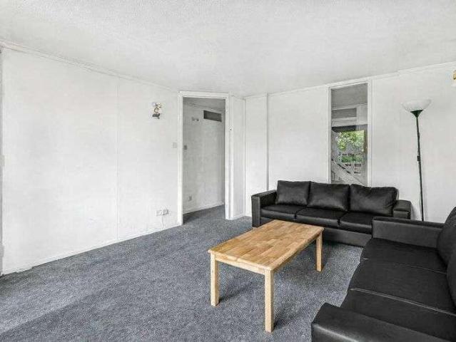 Flat for sale in Chelsea, Greater London
