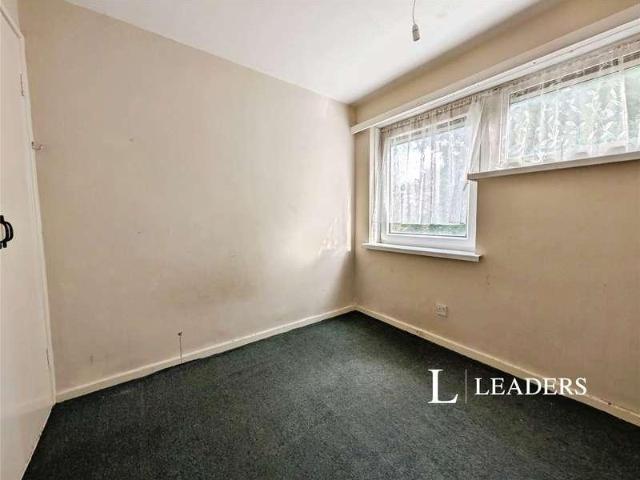 Flat for sale in Chartwell Green, Eastleigh