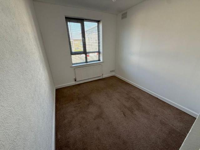 Flat for sale in Feckenham, City Of Bristol