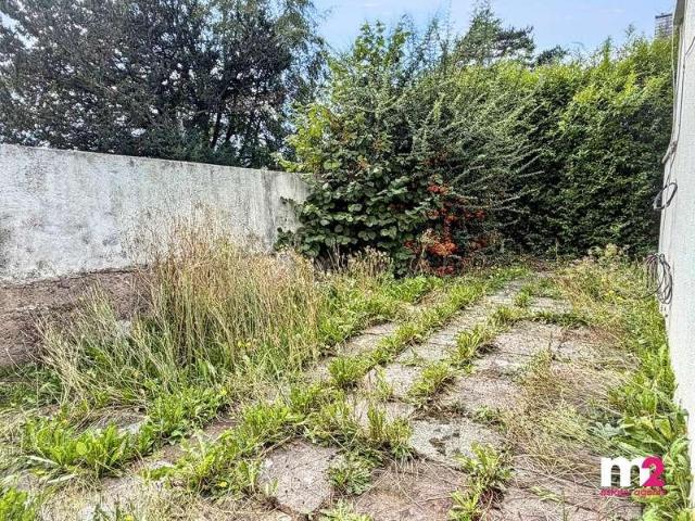 Flat for sale in Abergavenny