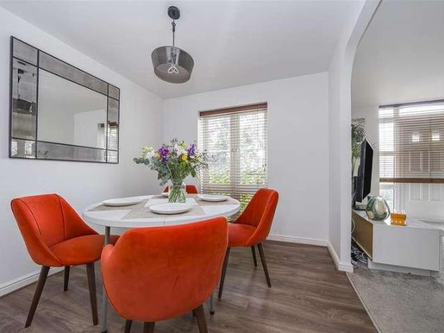 Flat for sale in Windsor, Clewer New Town