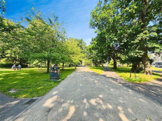 Flat for sale in Poole, Parkstone