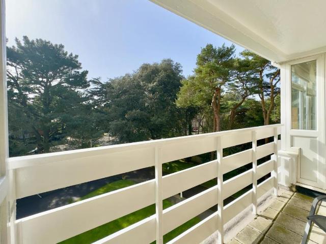 Flat for sale in Springbourne, Bournemouth