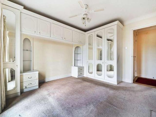 Flat for sale in Sovereign Harbour, Eastbourne