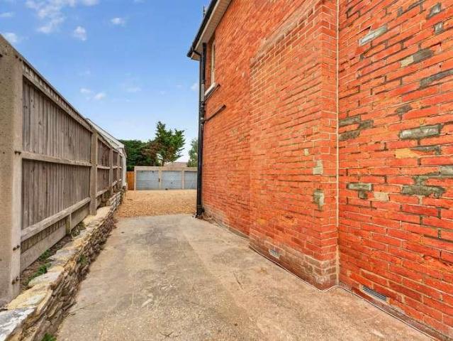 Flat for sale in Wick, Bournemouth
