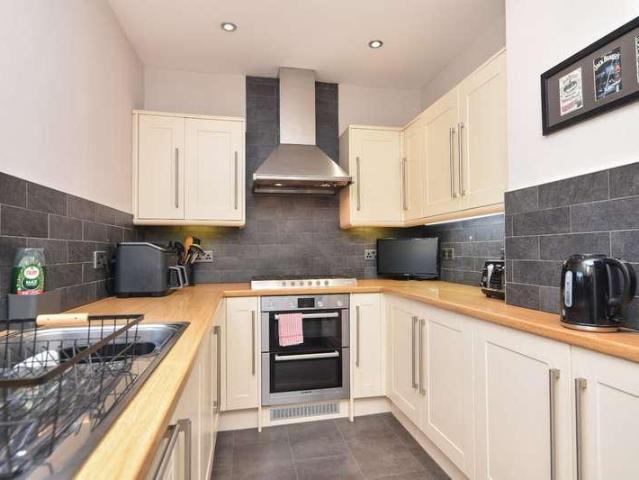 Flat for sale in North Shoebury, Alton Barnes