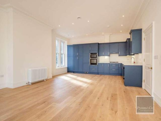 Flat for sale in East Bank, Norfolk