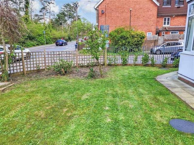 Flat for sale in Blackwell, Perryfields