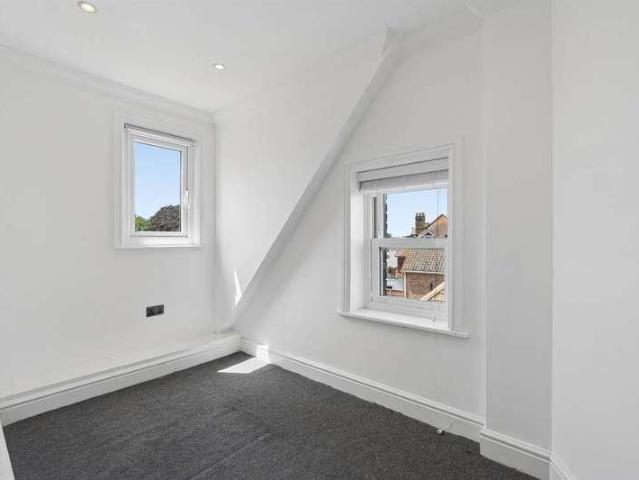 Flat for sale in Birchington, Acol