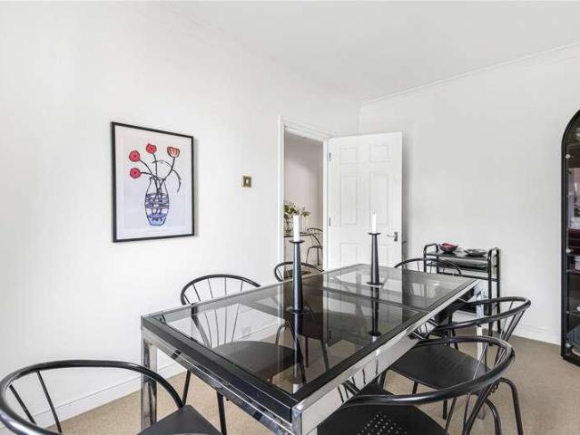 Flat for sale in Northwood, South Oxhey