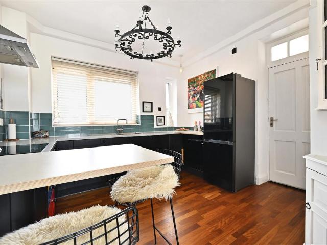 Flat for sale in Central, Heathlands