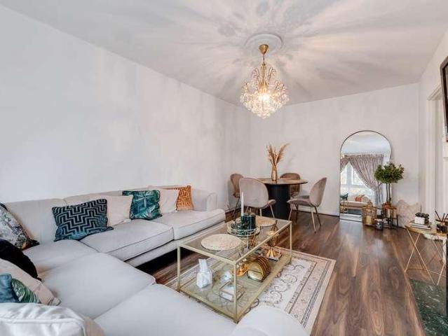 Flat for sale in Kensal Town, Maida Vale