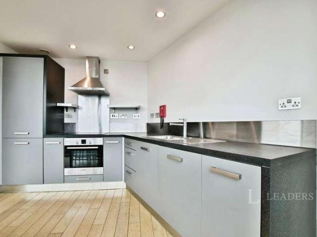 Flat for sale in Georgia, Greater Manchester