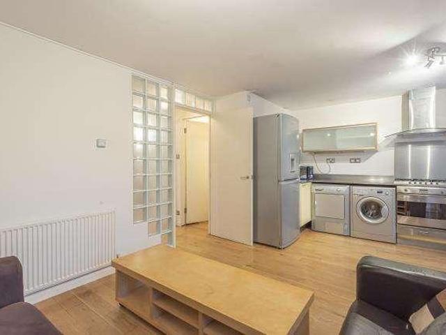Flat for sale in Kensal Town, Bayswater