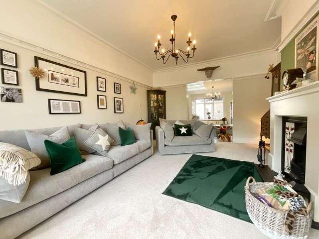 Flat for sale in Meols Cop, Southport