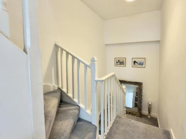Flat for sale in Pokesdown, Bournemouth