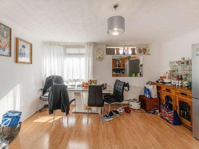 Flat for sale in Greater London