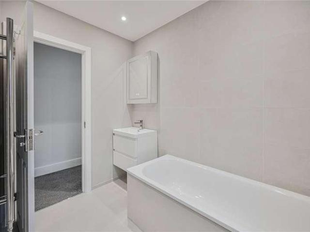 Flat for sale in London Borough of Haringey, Greater London