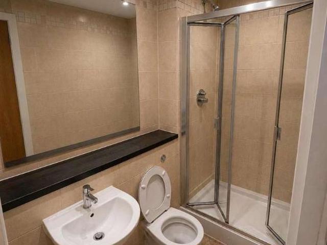 Flat for sale in City Centre, Salford