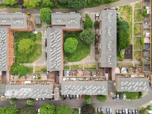 Flat for sale in Harringay, Greater London