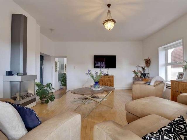 Flat for sale in Spring Vale, Hampshire