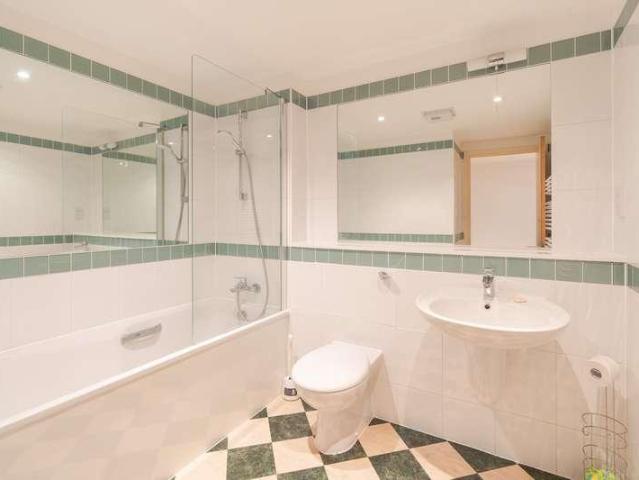 Flat for sale in St Thomas', The Slade