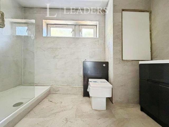 Flat for sale in Hilsea, City Of Portsmouth