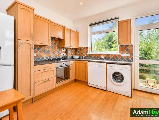 Flat for sale in London Borough of Barnet, Greater London