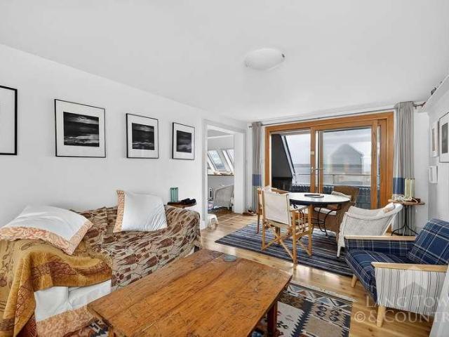 Flat for sale in Cawsand, Cornwall